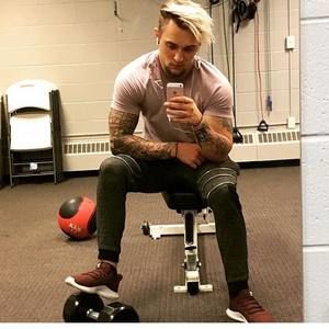 Meet your Posher, John